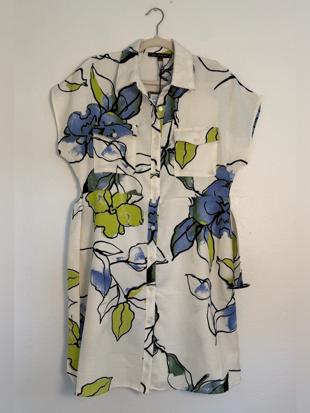 Alex & Parker Women's Large Shirt Dress cream/blue short sleeve front button up